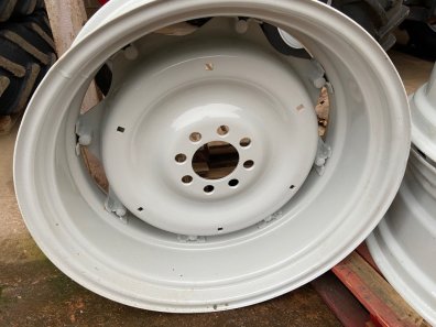 3x Ford 14/34 rear wheels, recently shot blasted and power coated in Ford Tractor Grey, all in very good condition