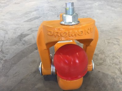 Dromone K80 ball hitch, new, 70mm - 80mm, will fit Massey ferguson 7700 Dyna VT tractors