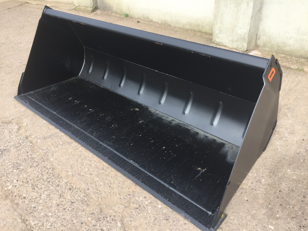 Quicke 215GM bucket, new, 7ft wide, Euro hooks
