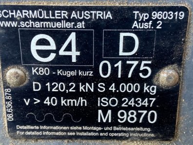 Scharmuller K80 ball hitch, taken off 2018 Fendt 939