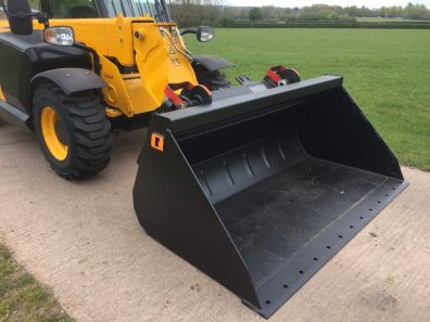 Quicke 200GM+ bucket, new, JCB Q fit bolt on hooks, 6ft 6 wide, optional bolt on cutting edge