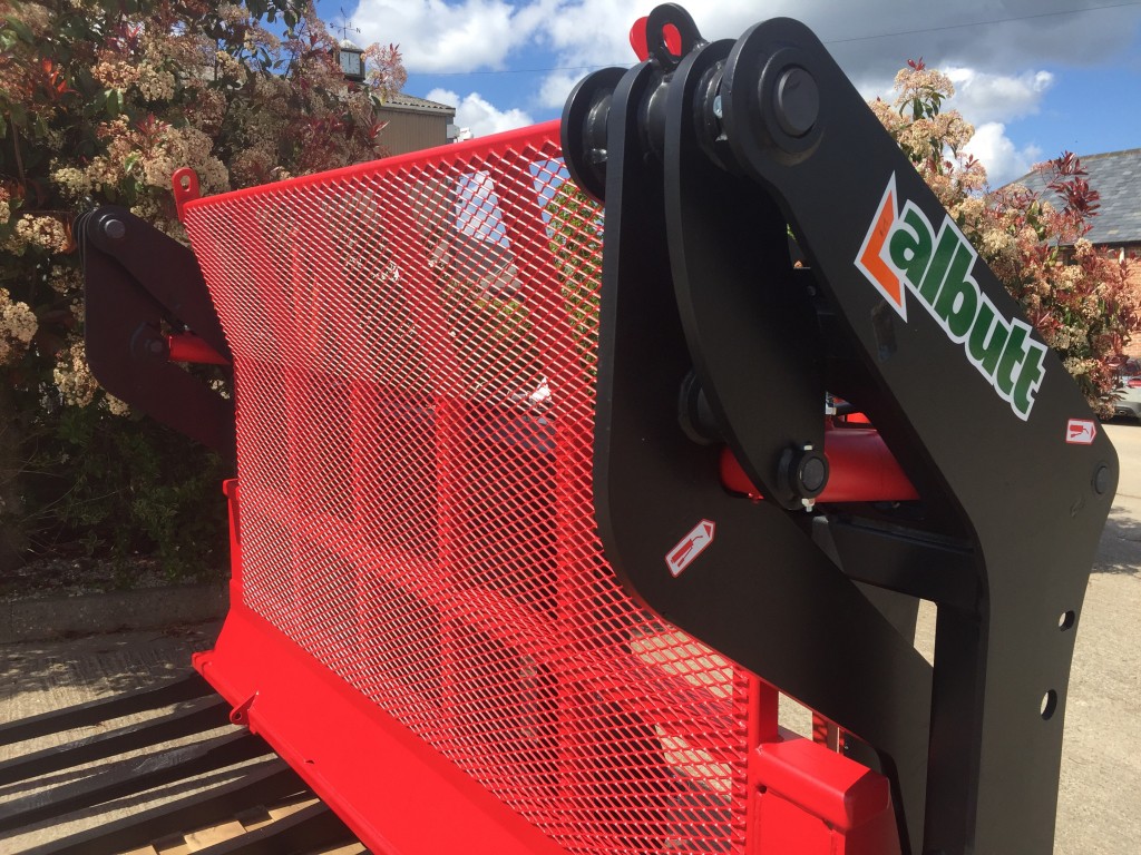 Albutt B809PPHX push off buckrake, new, 9ft wide, 11x hardox tines + 4x KV side tines, three point linkage brackets