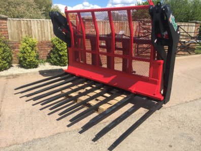 Albutt B809PPHX push off buckrake, new, 9ft wide, 11x hardox tines + 4x KV side tines, three point linkage brackets