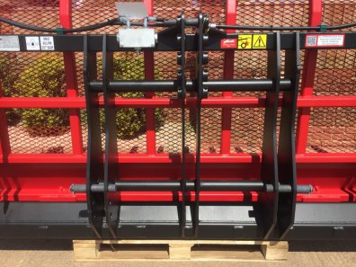 Albutt B809PPHX push off buckrake, new, 9ft wide, 11x hardox tines + 4x KV side tines, three point linkage brackets