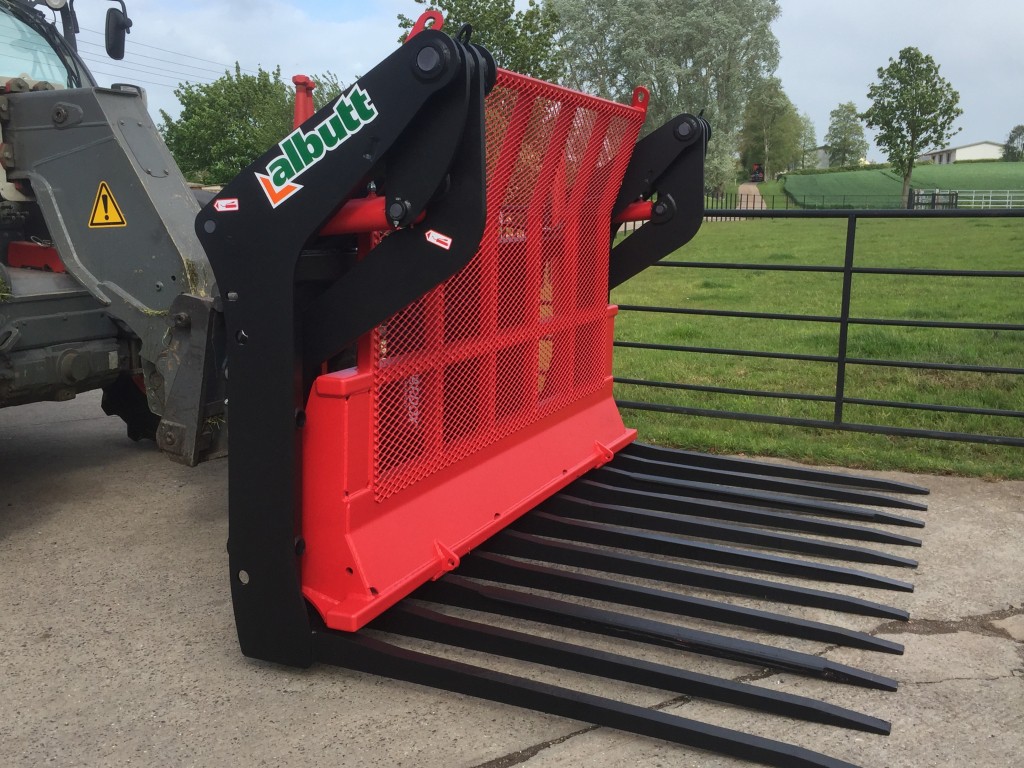 Albutt B809PPHX push off buck rake, new, 9ft wide, 11x hardox tines + 4x kv tines, three point linkage brackets, available with loader adapter