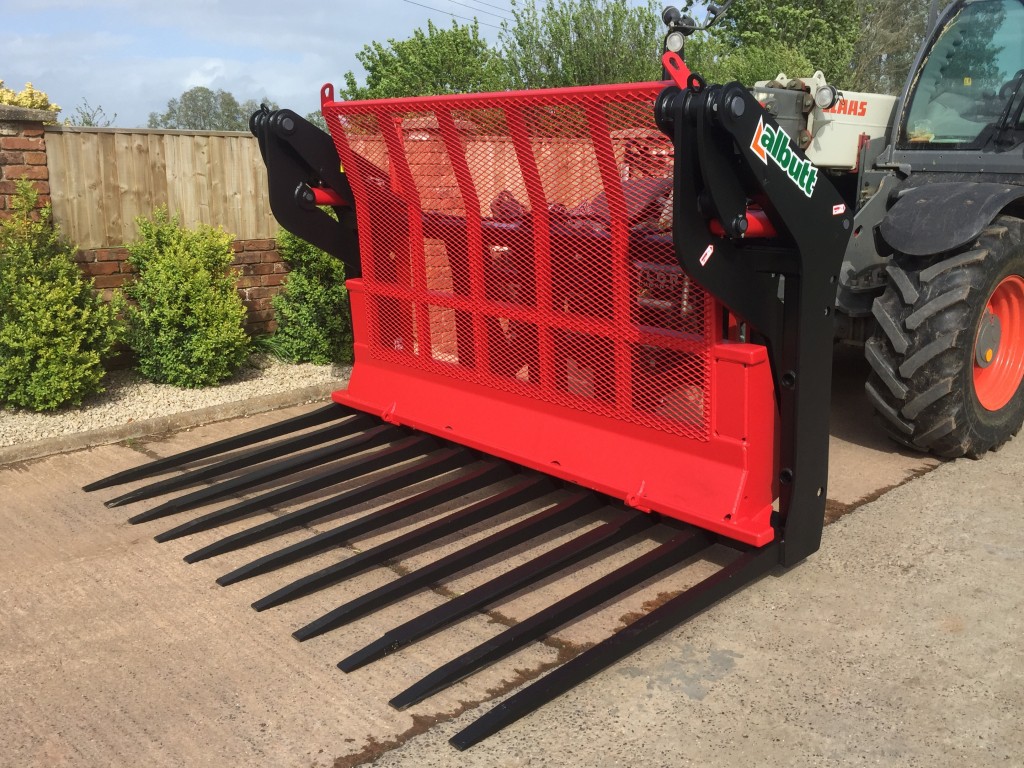Albutt B809PPHX push off buck rake, new, 9ft wide, 11x hardox tines + 4x kv tines, three point linkage brackets, available with loader adapter