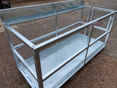 Cherry Products 8ft man platform,, new, tool tray, galvanised