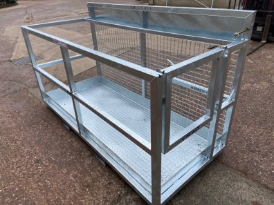 Cherry Products 8ft man platform,, new, tool tray, galvanised