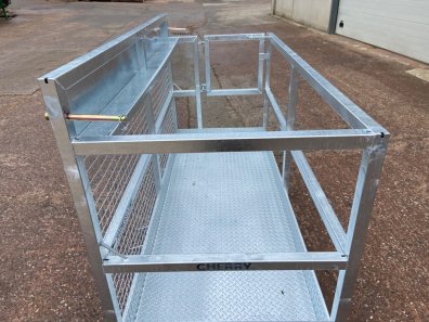 Cherry Products 8ft man platform,, new, tool tray, galvanised