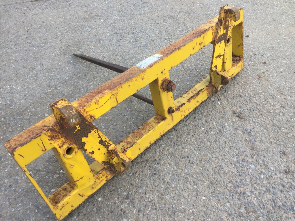 Twose round bale spike, used, Euro hooks