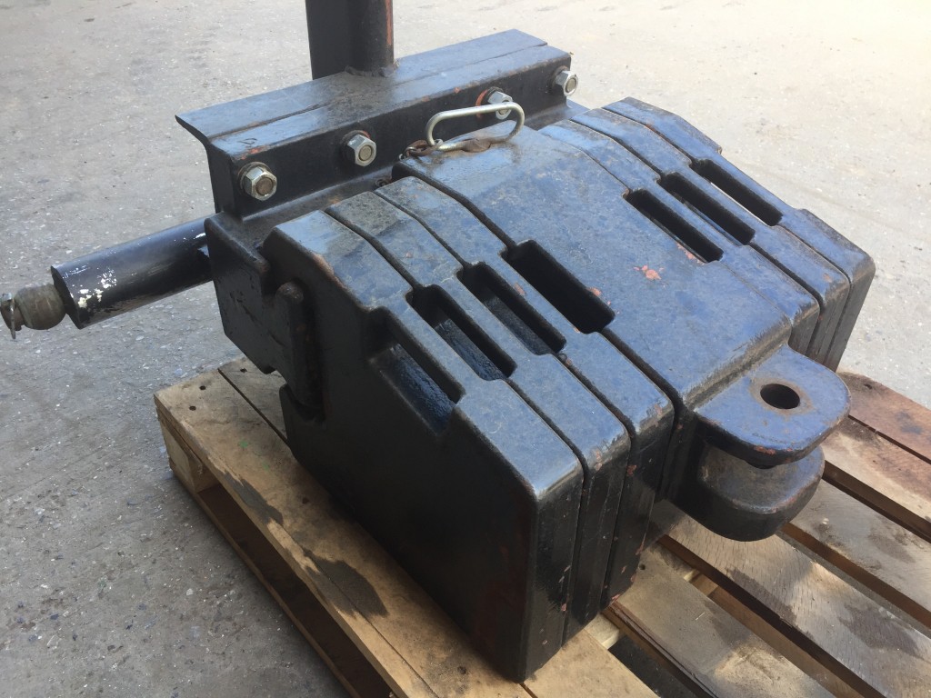 Case tractor weights complete with tow weight and linkage frame