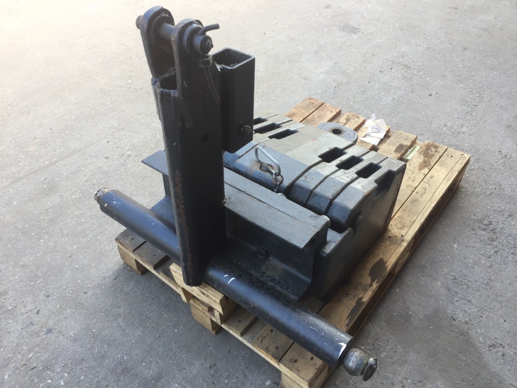Case tractor weights complete with tow weight and linkage frame