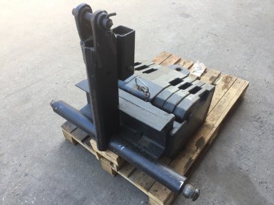 Case tractor weights complete with tow weight and linkage frame