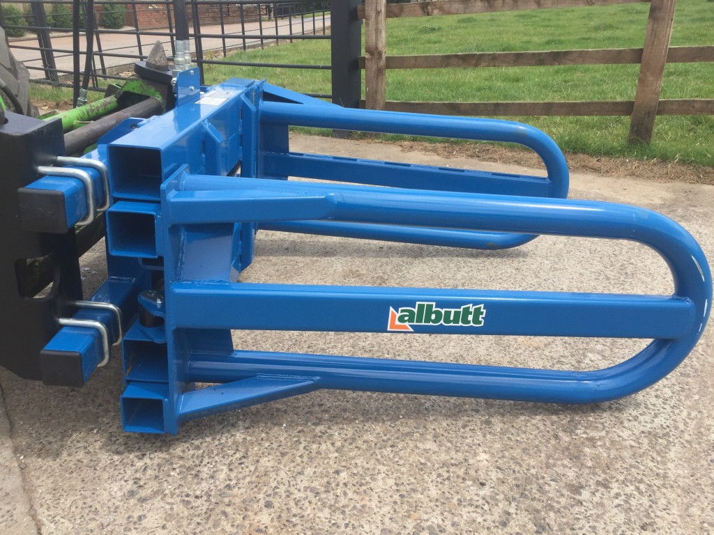 Albutt F450 bale handler, new, bolt on pin and cone hooks