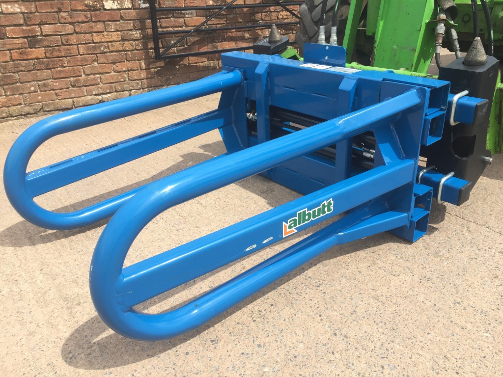 Albutt F450 bale handler, new, bolt on pin and cone hooks