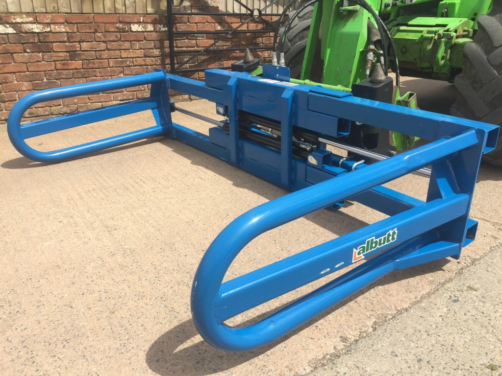 Albutt F450 bale handler, new, bolt on pin and cone hooks