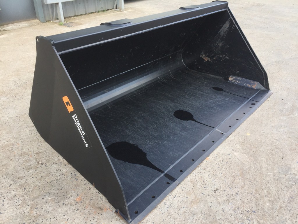 Quicke 15.23HDX bucket, 7ft 6 wide, 1.5 cube