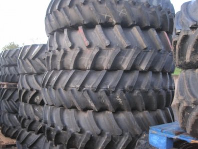 6x new Firestone 18.4/42 tyres