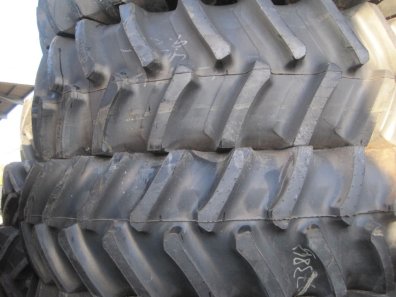 6x new Firestone 18.4/42 tyres