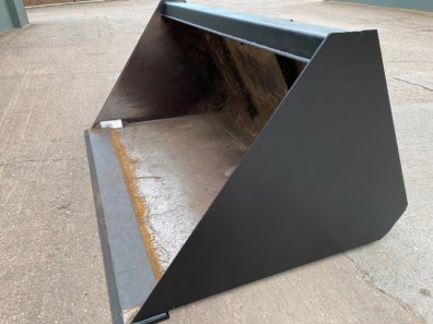 large Slewtic grain bucket with pin and cone brackets, recent new weld on cutting edge