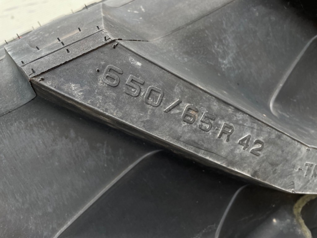 2x 650/65/42 + 2x 600/65/28 new Trelleborg tyres