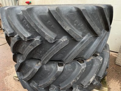 2x 710/70/38 + 2x 600/65/28 new Leao tyres