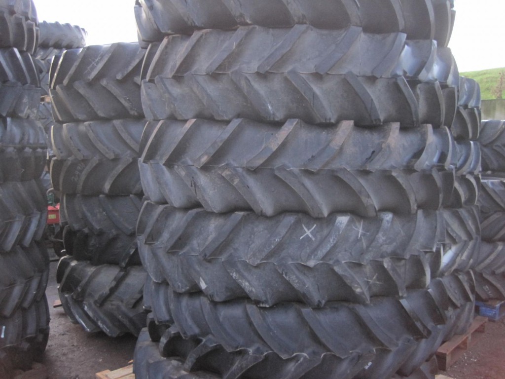 6x new Goodyear 18.4/42 tyres