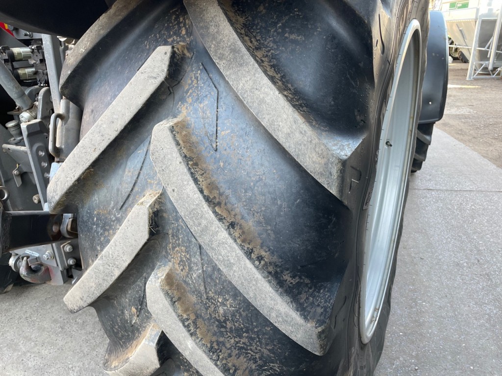 2x 710/60/42 + 2x 600/60/30 75% Michelin tyres fitted to Massey Ferguson wheels