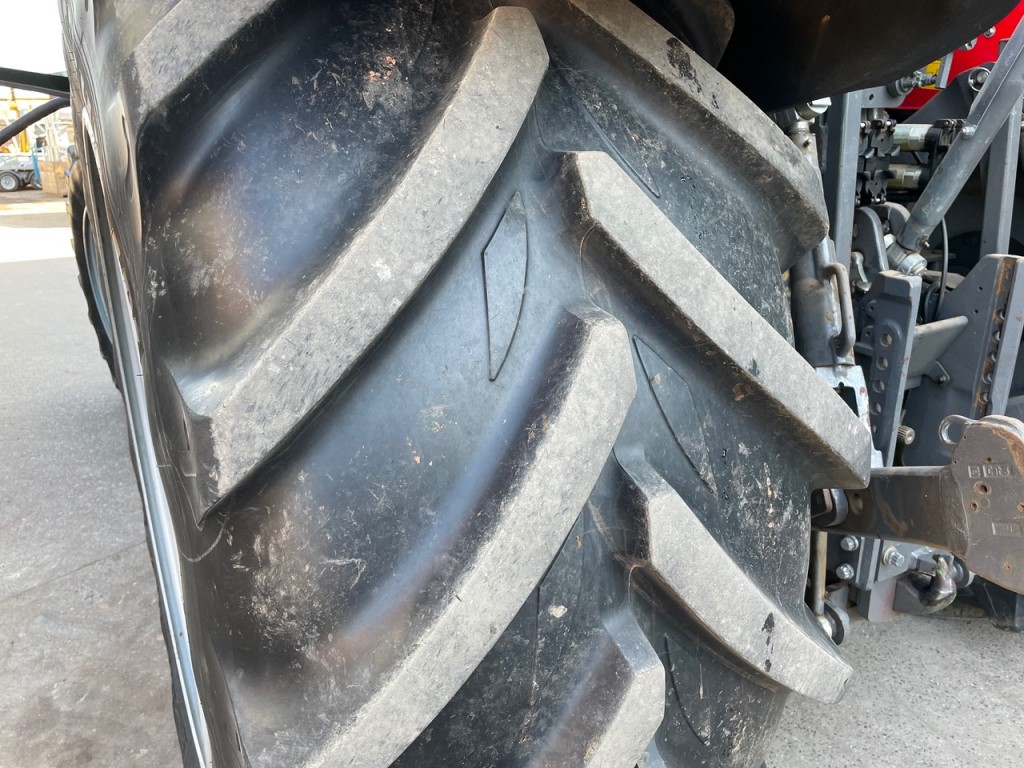 2x 710/60/42 + 2x 600/60/30 75% Michelin tyres fitted to Massey Ferguson wheels