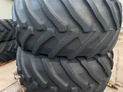 2x 900/65/46 + 2x 710/60/38 Trelleborg tyres, 35-40%