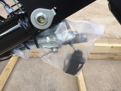 new Quicke X5s loader boom, Euro carriage, soft ride suspension, third service, self levelling, this boom would suit 70hp - 120hp 4 cylinder tractor