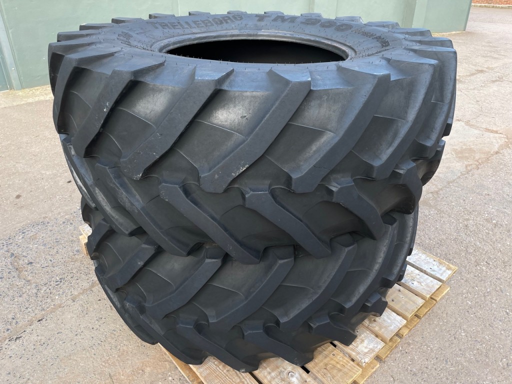 2 x 600/70/30 Trelleborg TM900 High Power tyres 50%
