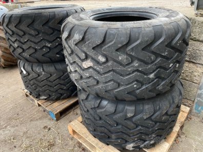4x new Vredestein 620/50/22.5 tyres