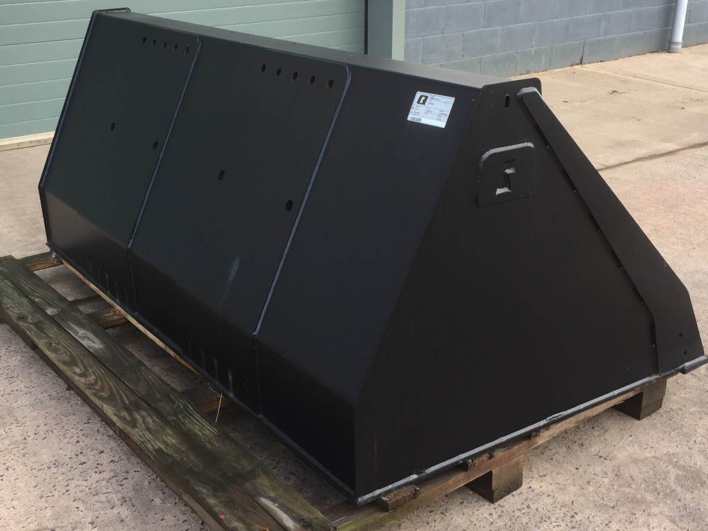 Quicke 240GLhhh Bucket, new, 7ft 6 wide, choice of bolt on hooks, optional bolt on cutting edge, 1.7 cube