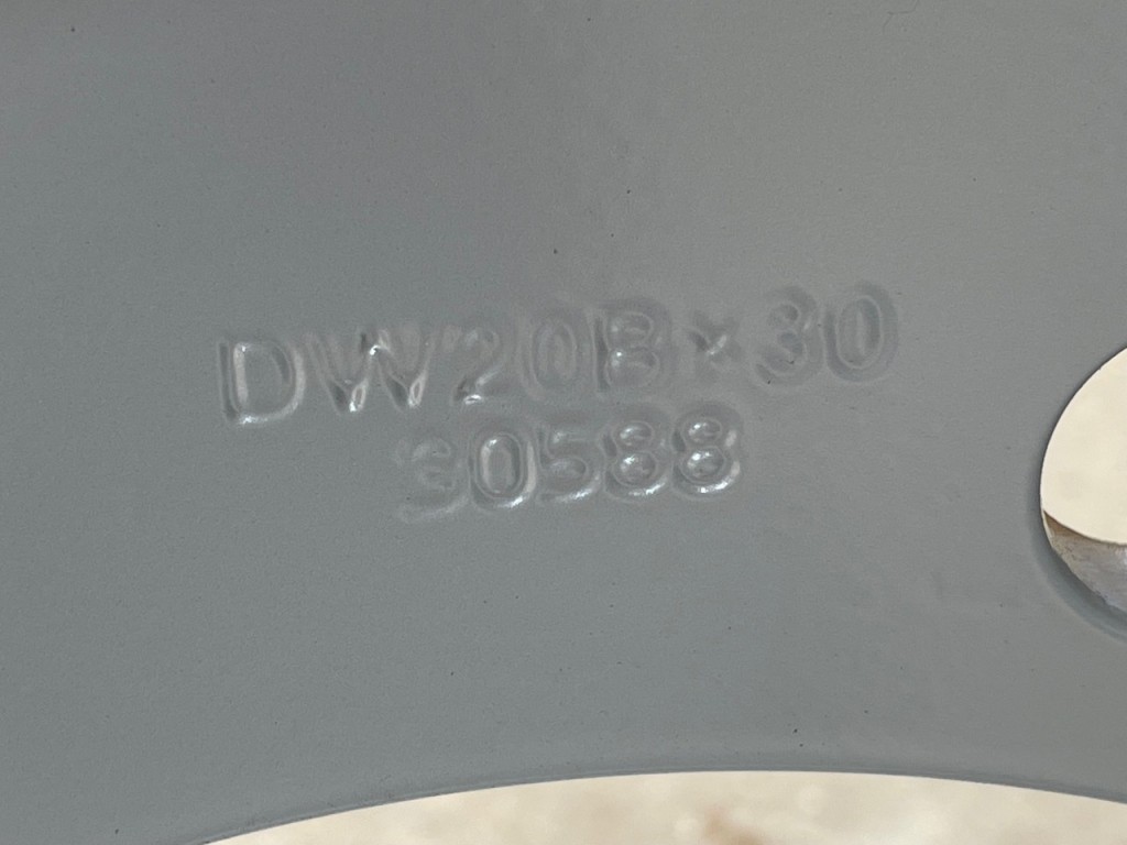 2x DW25x42 rear + 2x DW20x30 front Massey Ferguson 7624 wheels, as new