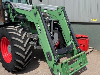 Quicke Q66 loader, Fendt 718-820 brackets and deluxe valve, soft drive, third service, Euro/Trima carriage