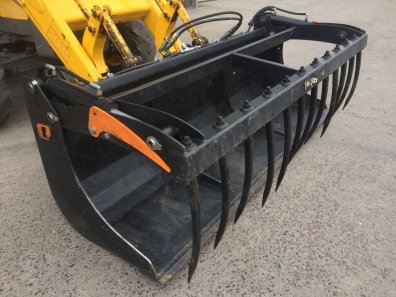 Quicke 230 Multibenne bucket grab, used, 7ft 6 wide, Euro hooks