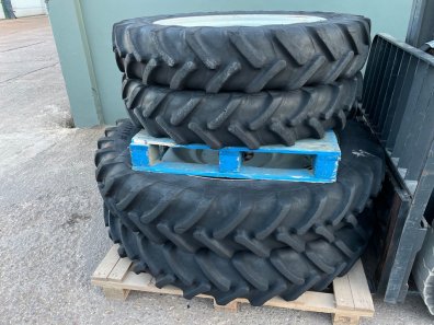2x 13.6/48 + 2x 11.2/36 Alliance row crop wheels, will fit an MF 6290, MF 6480, MF 7618 and JD 6900 tractors
