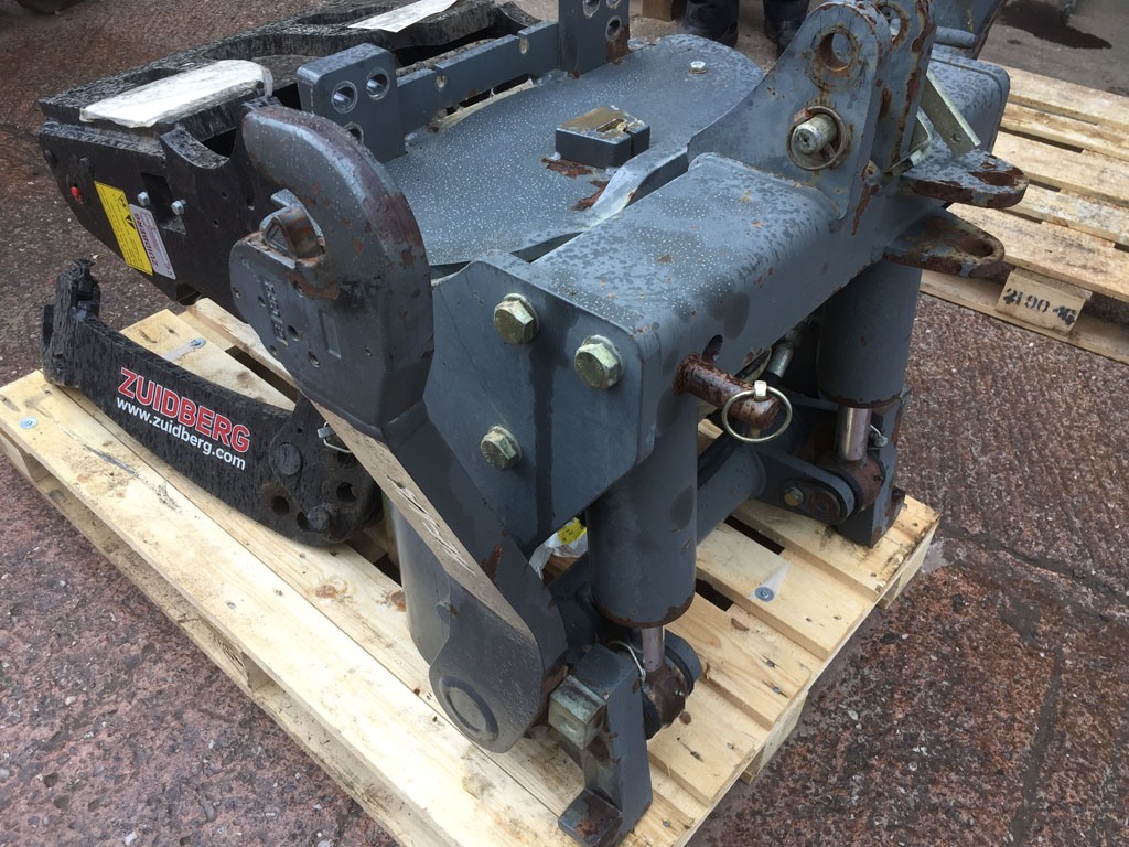 He-va front linkage to fit Massey Ferguson 6480 T3 tractor, used, 2.8 ton lift