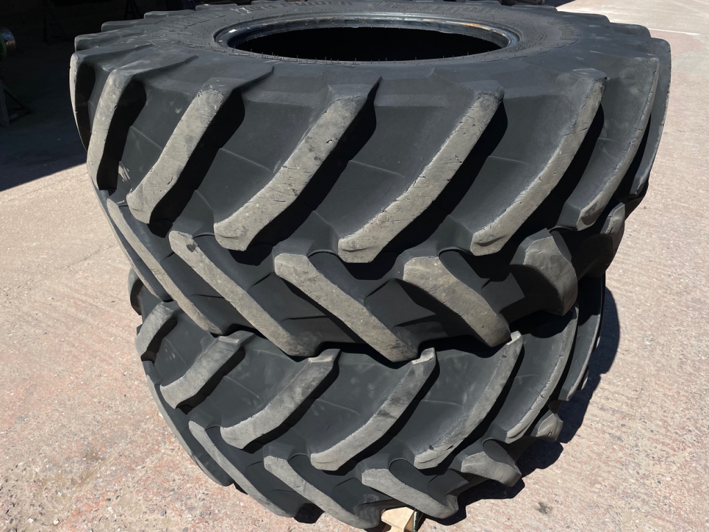 4x 600/70/30 M1000 High Power Trelleborg tyres, 35%