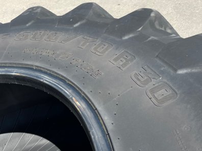 4x 600/70/30 M1000 High Power Trelleborg tyres, 35%
