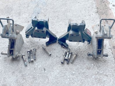 McConnel axle mount hedge trimmer brackets, to fit John Deere 20 series 6 cylinder tractors with cab suspension