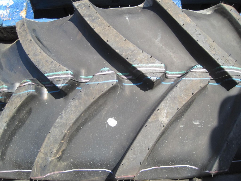 2x new 480/65/28 Continental tyres