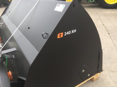Quicke 240XH toe tip high reach bucket, NEW, 8ft wide, 2 cube