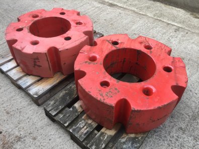 2x 1000kg Fendt rear wheel weights