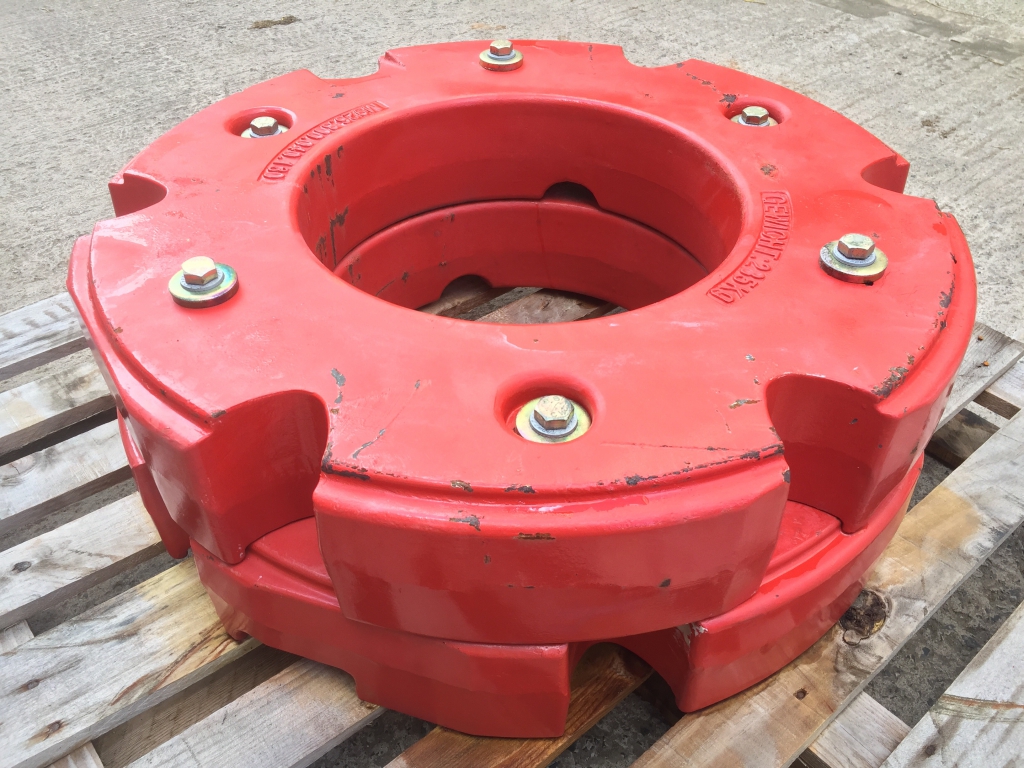 2x Fendt 285kg rear wheel weights