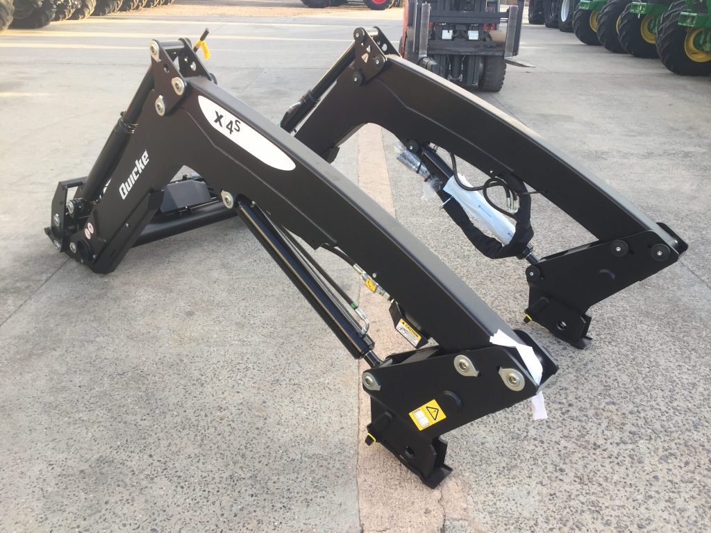new Quicke X4s loader boom, Euro carriage, soft ride suspension, third service, self levelling, this boom would suit 60hp - 100hp 4 cylinder tractor