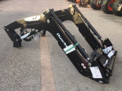 new Quicke X4s loader boom, Euro carriage, soft ride suspension, third service, self levelling, this boom would suit 60hp - 100hp 4 cylinder tractor