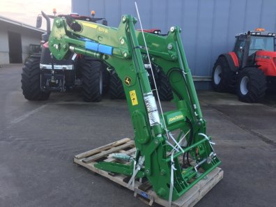 John Deere 623R loader boom, new, Euro carriage, Soft ride suspension, hydraulic locking pins, third service, boom lights, multi coupling, this loader will fit 4 cylinder tractors
