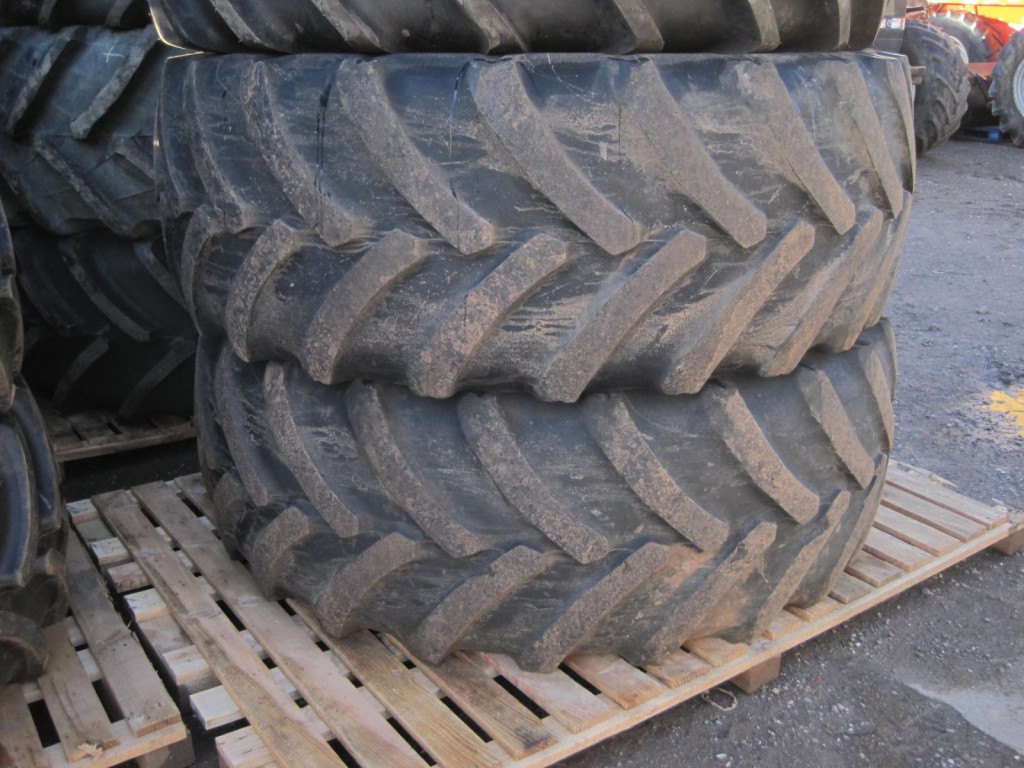 2x 650/65/42 Goodyear tyres 10%